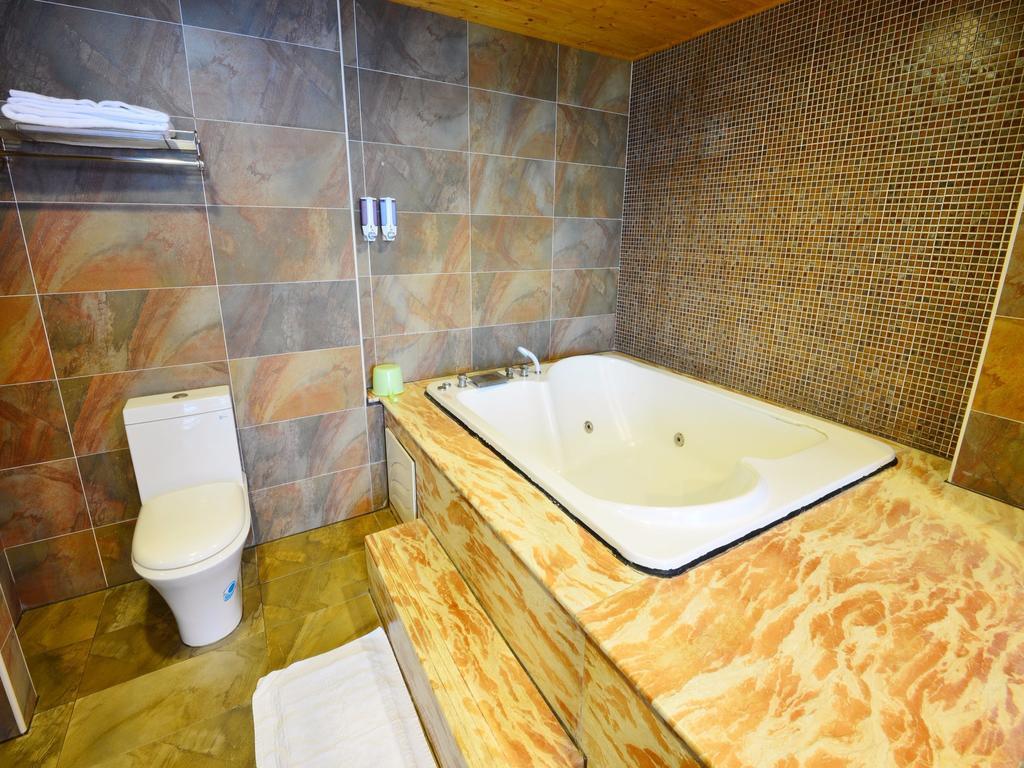 Tranquil Sea Vacation Hotel Kenting Εξωτερικό φωτογραφία